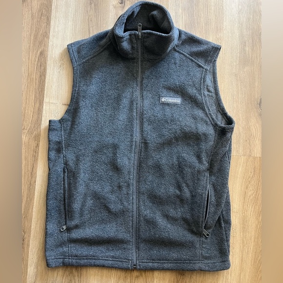 Columbia Men’s Fleece Vest - Charcoal Gray, Size M, Like New - Picture 1 of 5